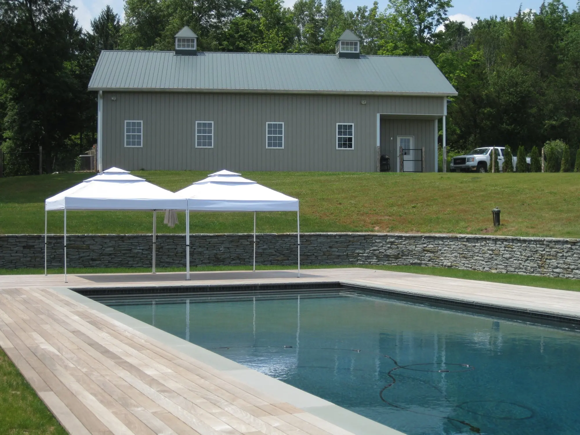 Pool and outdoor living project — photo 2