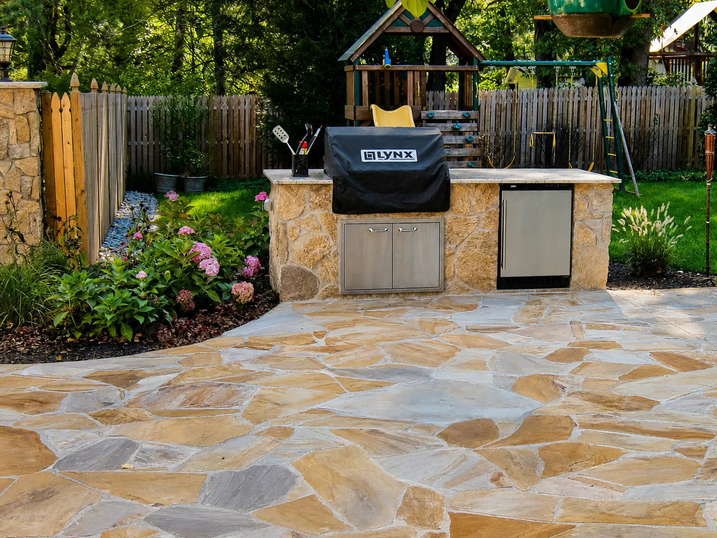 Pavilions & Complete Outdoor Living Integration